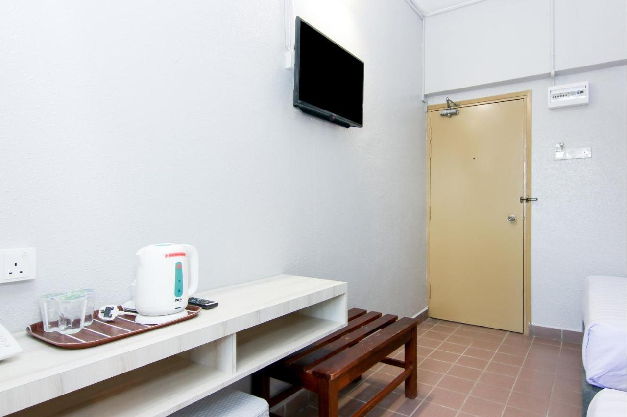Oyo 89846 Lotus Inn Hotel Malacca Ngoại thất bức ảnh