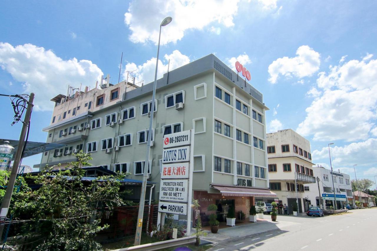 Oyo 89846 Lotus Inn Hotel Malacca Ngoại thất bức ảnh